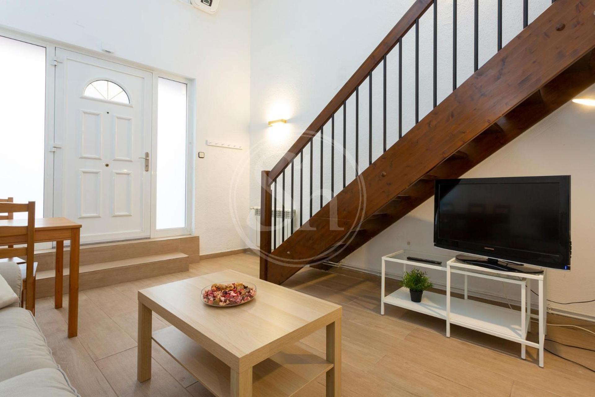 Practico Apartamento Cerca De Estacion De Sants Barcellona Esterno foto